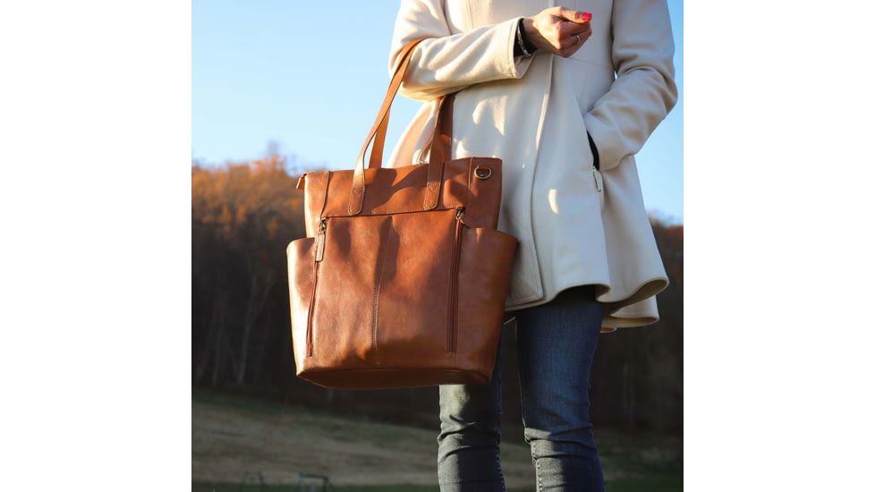 Gun Toten Mamas Oversized Leather RFID Travel Tote - Womens, Tan, GTM-107/TN