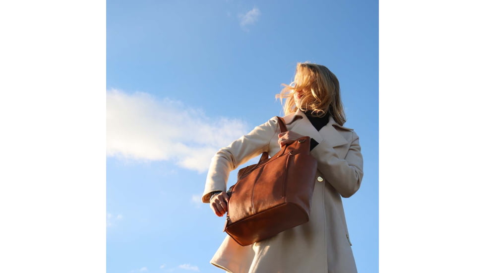 Gun Toten Mamas Oversized Leather RFID Travel Tote - Womens, Tan, GTM-107/TN