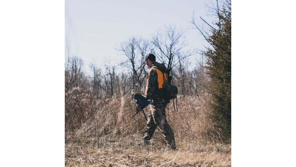 HALF RACK Karrylite Stool, 3-Legged, Grey/Orange, Medium, HR1450