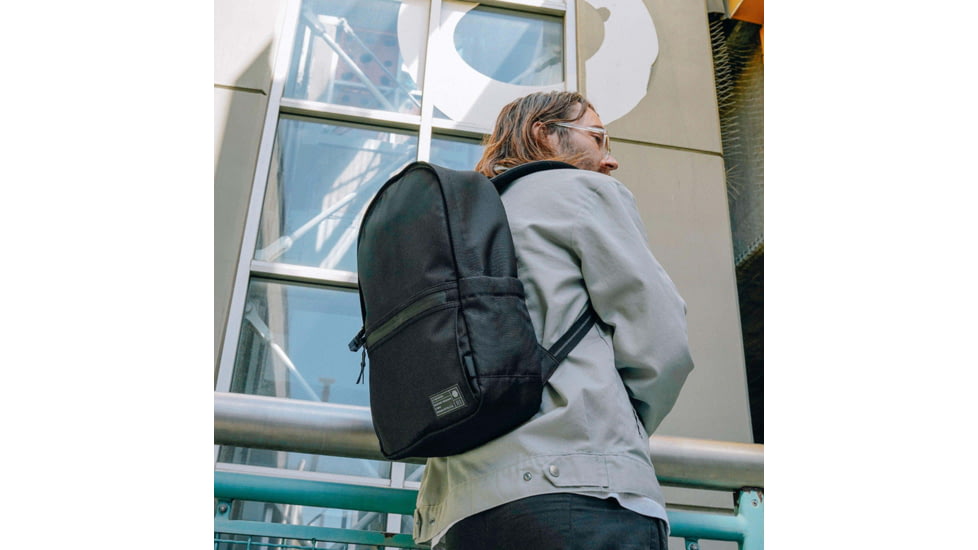 Hex Evolve Backpack, Eco Black, One Size, HX1994-ECBK