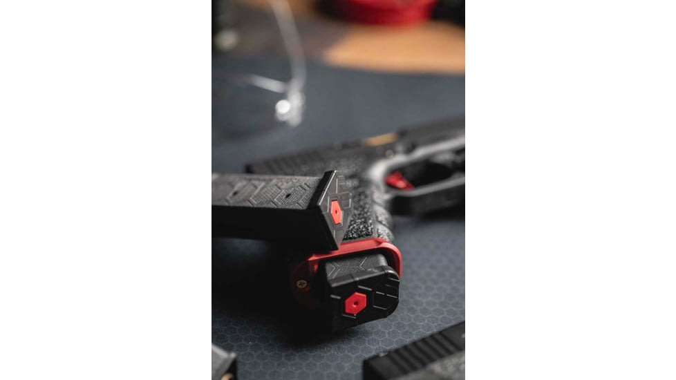 Hexmag Glock 19 9mm 15 Rounds Pistol Magazine, Carbon Fiber, 15, HX15-GLK-CFC