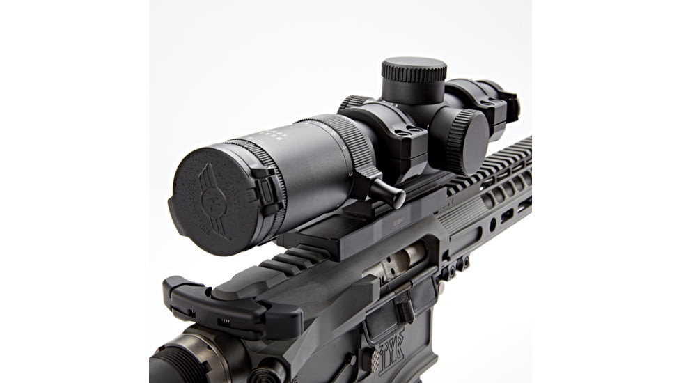 Hi-Lux Optics CMR8 1-8X26 Rifle Scope w/Green Reticle, Matte Black, CMR8F