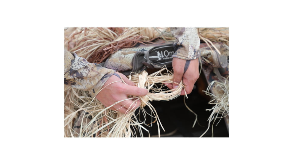 Higdon Outdoors MOmarsh Invisi-Grass Original 5lb Hunting Grass, Natural, 31329