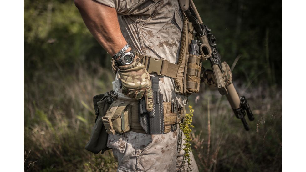 Hogue ARS Stage 2, Duty Holster Sig Sauer P226,Black,Right Hand 52426