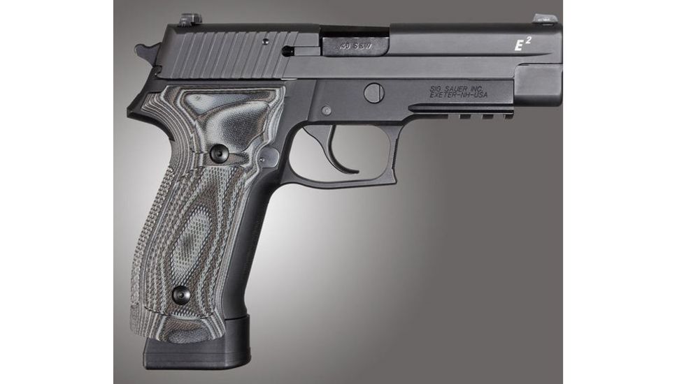 HOGUE SIG Sauer P226 DA/SA Magrip Checkered G10, G-Mascus Black/Gray, Black/Grey 23177