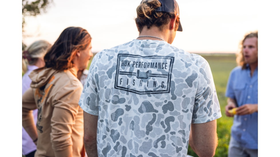 HUK Performance Fishing Drift Graphic Kc Print Shirt -Mens, Short Sleeve, Volcanic Ash, Extra Large, H1200717-013-XL