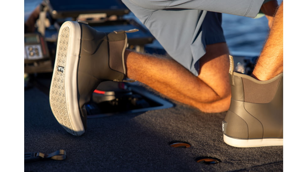 HUK Performance Fishing Rogue Wave Boot - Mens