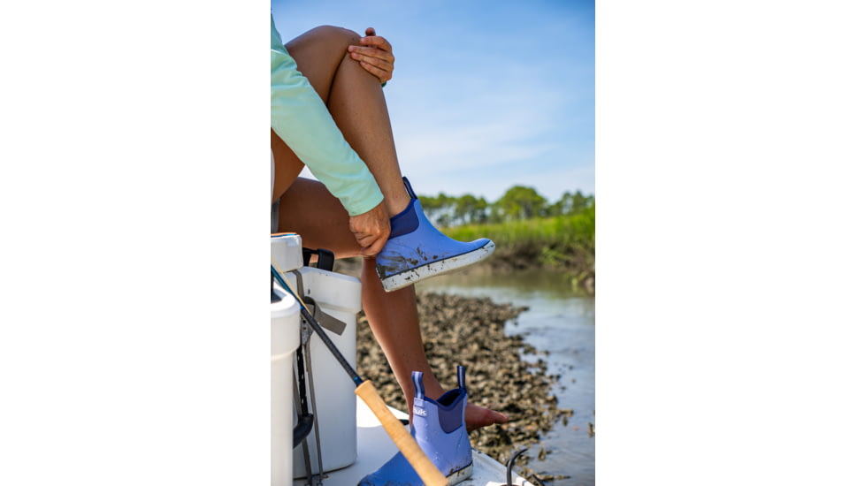 HUK Performance Fishing Rogue Wave Boots - Womens, Lightning Sky, 7, H6800004-462-7
