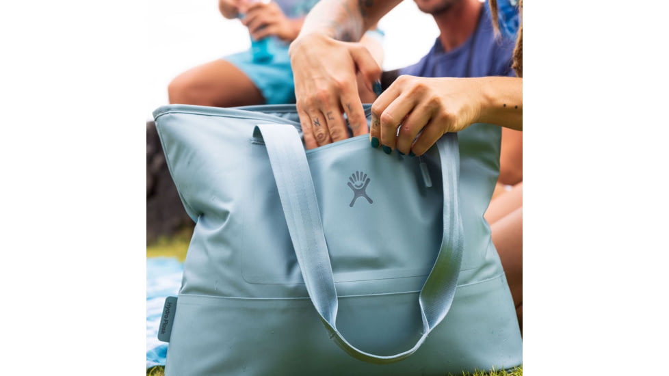 Hydro Flask 20L Insulated Tote, Snapper, GT20604