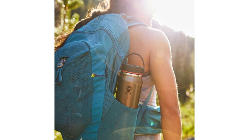 Hydro Flask Trail Light Weight Series 32 oz. Wide Mouth Bottle Lightweight With Flex Cap, Clay, LW32LW082