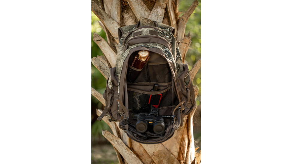 Insights Hunting The Element Lightweight Day Pack, Realtree Excape, 9304