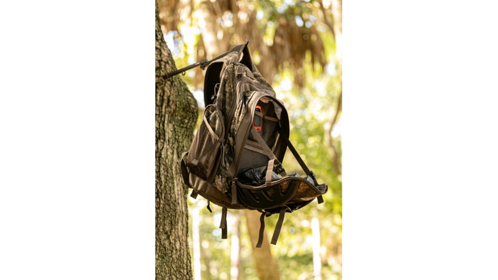 Insights Hunting The Element Lightweight Day Pack, Realtree Timber, 9303