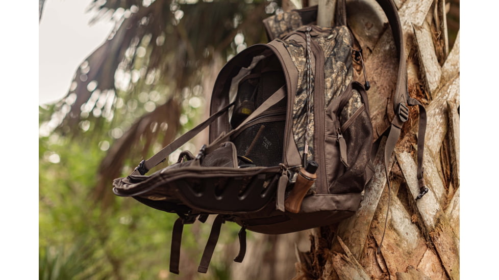 Insights Hunting The Element Lightweight Day Pack, Realtree Timber, 9303