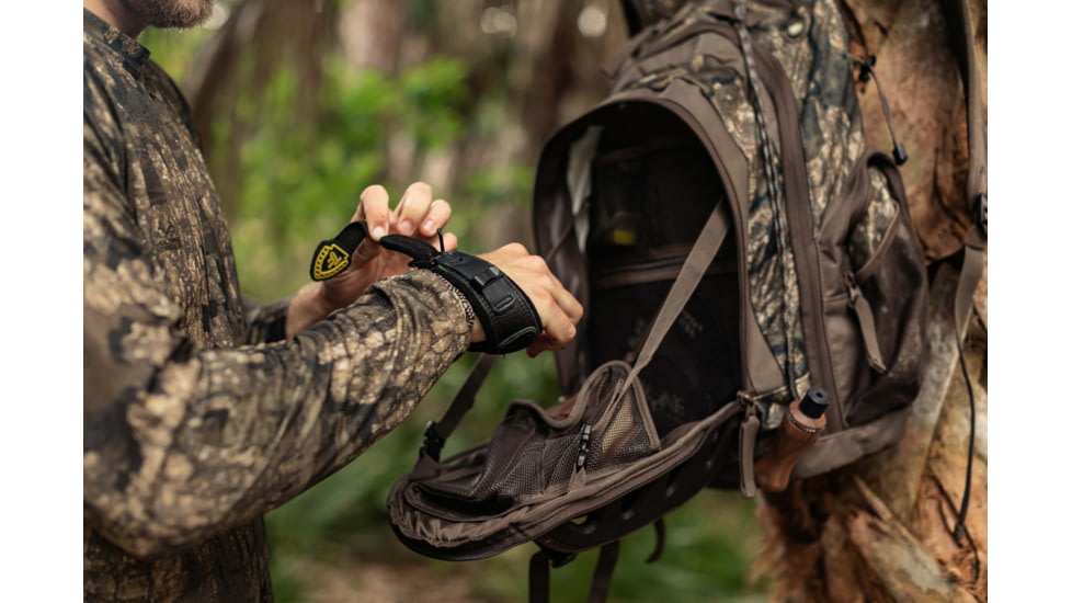 Insights Hunting The Element Lightweight Day Pack, Realtree Timber, 9303