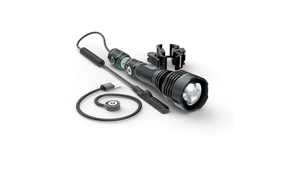 IProtect 6689 O2 Beam Long Range 40/400 Lumens Aircraft Grade Aluminum Black CR1
