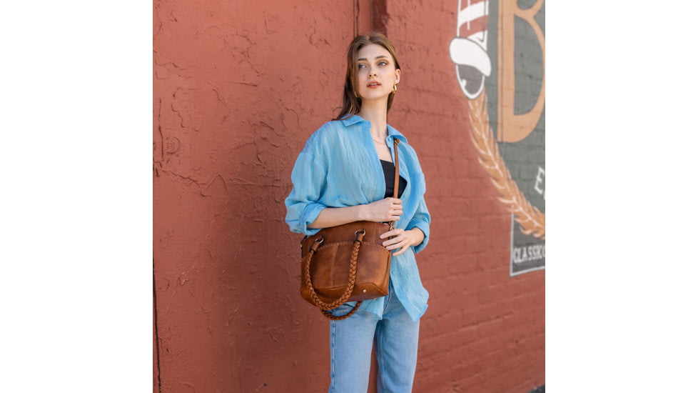 Jessie &amp; James Bella Concealed Carry Tote CCW Handbag, Brown, DSC31188LK BR