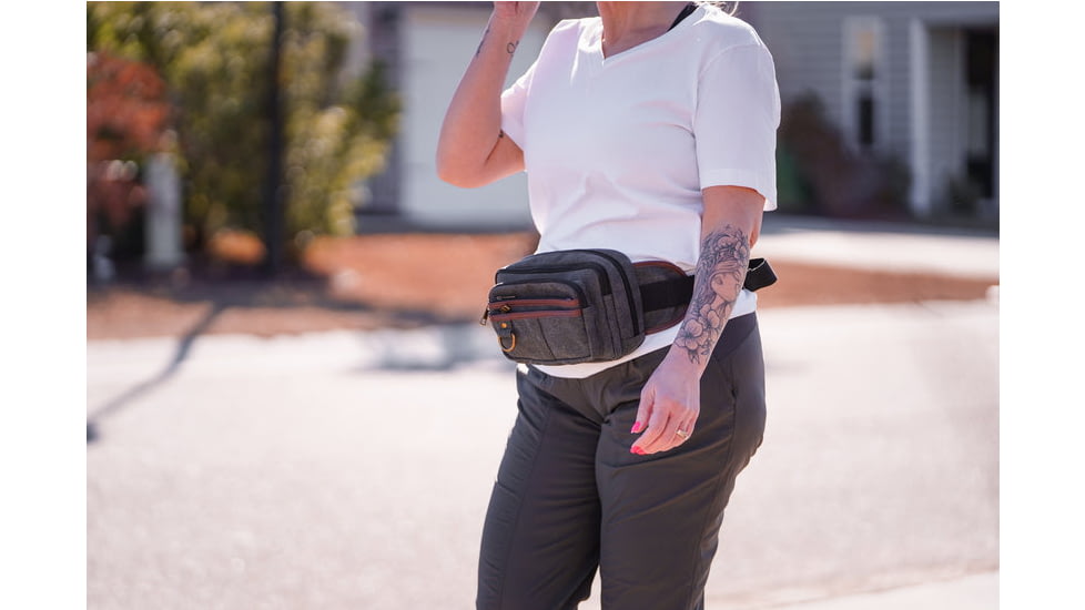 Jessie &amp; James Klamath Canvas CCW Waist Bag, Black, SMC614-11 BK