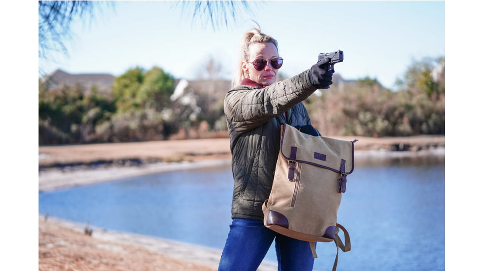 Jessie &amp; James Lassen CCW Vintage Style Backpack, Blue, SMC611-3 BL