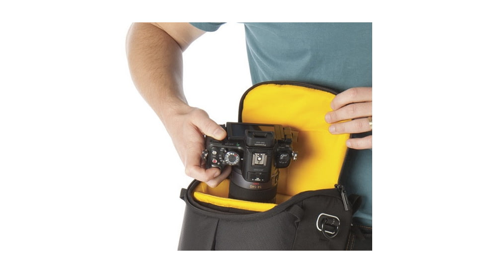 Kata DL LITE Shoulder Bag 431, Black - Compact Point&amp;Shoot Cameras