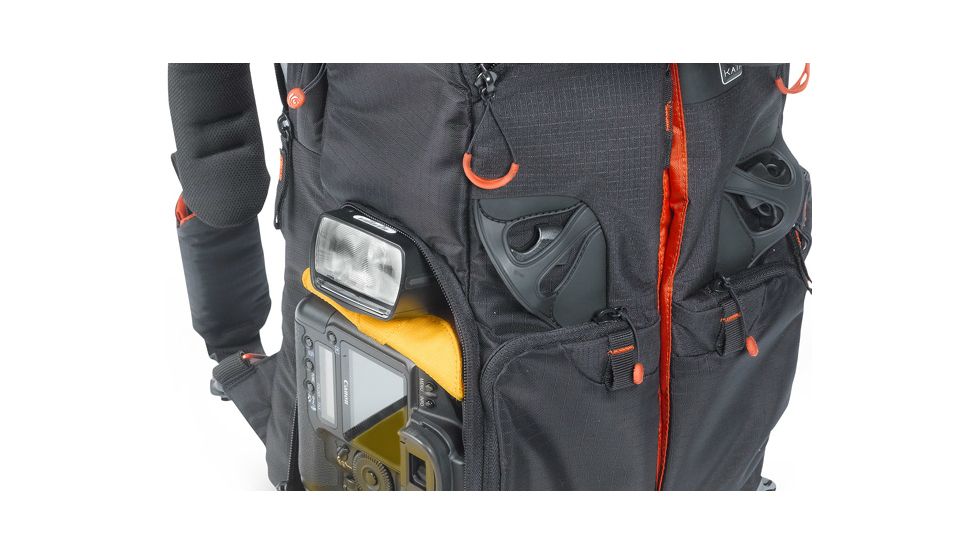 Kata Pro-Light 3N1-25 Backpack Content Demo 1 - KT-PL-3N1-25