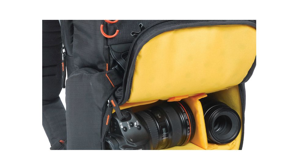 Kata Pro-Light 3N1-25 Backpack Content Demo 2 - KT-PL-3N1-25