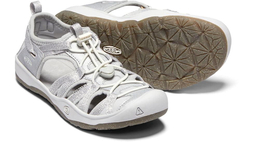 KEEN Big Kids Moxie Sandals, Silver, 5, 1018360-900-5