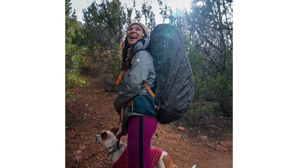 Kelty Raincover, Medium, 42016005BEL-MD