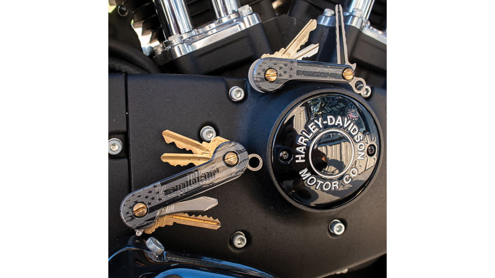 KeyBar Black and Gray Flag