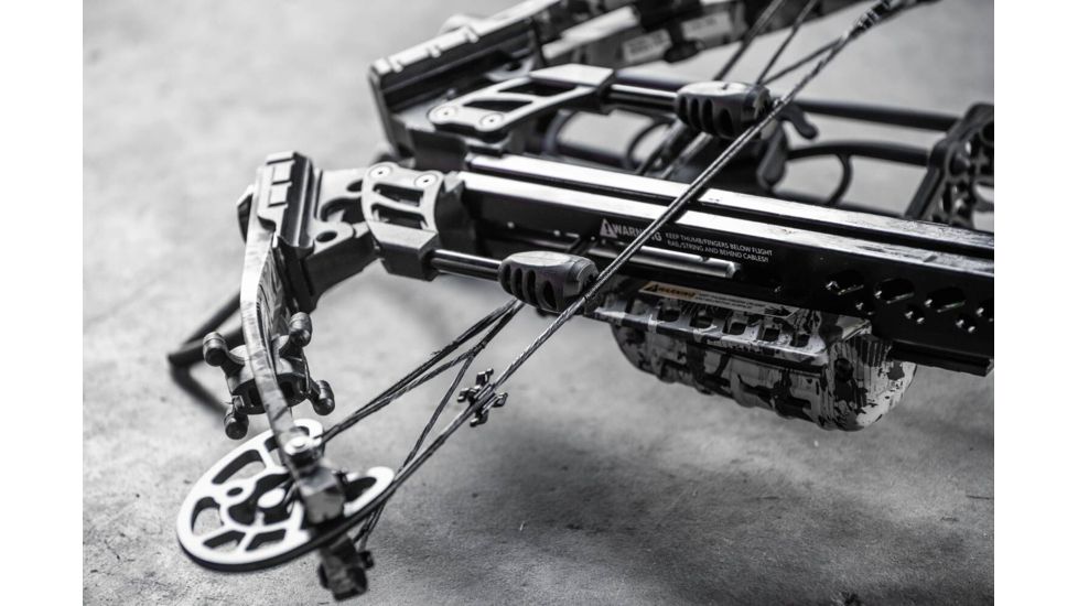 Killer Instinct Ripper 415 Crossbow w/ Lumix 4 x 32 IR-W Scope, Rope Cocker, String Suppressors, 5-Bolt Quiver, 3 HYPR Lite Bolts and Field Tips, Stick of Rail Lube, Chaos Green, 200lbs, 1105