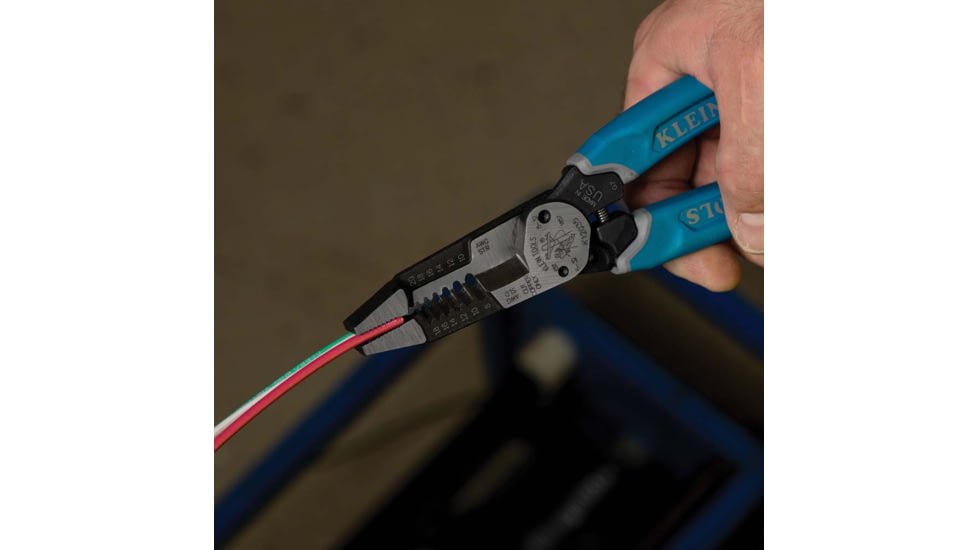 Klein Tools Heavy-Duty Shear Cut Wire Stripper 8-20AWG Klein-Kurve, K12035