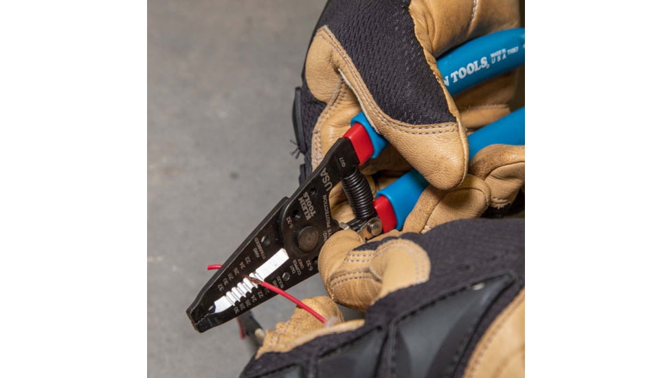 Klein Tools Kurve Wire Stripper/Cutter Solid 20-30 AWG &amp; Stranded 22-32 AWG Wire Klein, 11057