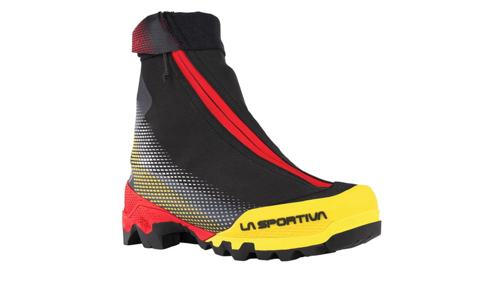 La Sportiva Aequilibrium Top GTX Mountaineering Boots - Men's, Black/Yellow, 44, 21X-999100-44