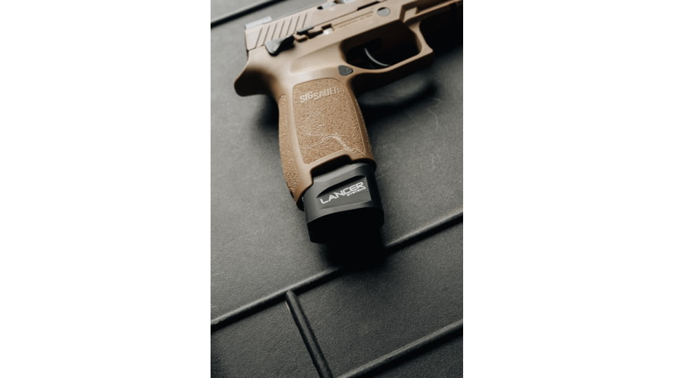 Lancer Systems P320 Extended Basepad