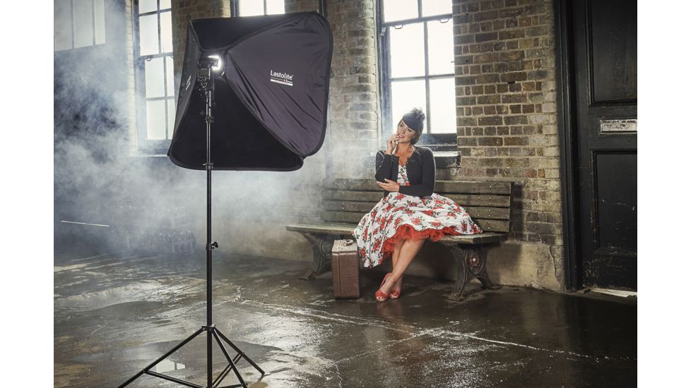 Lastolite Ezybox Hotshoe To Go Kit 30in LL-LS2472