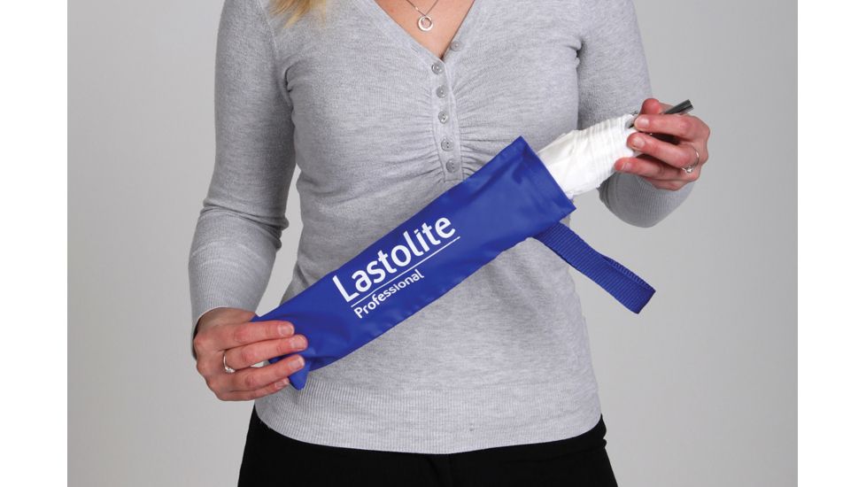 Lastolite Translucent Umbrella For Brolly Grip 20in in Use