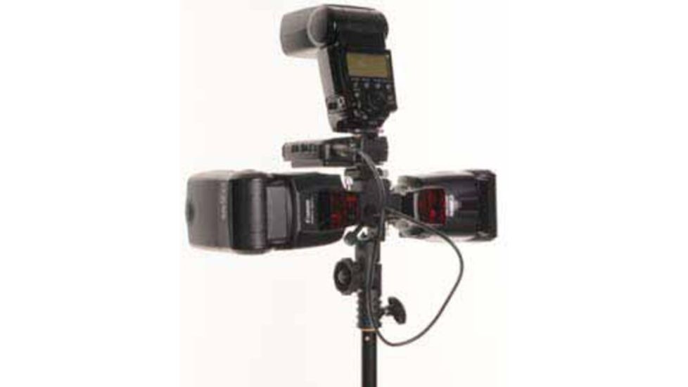 Lastolite Triflash Sync Bracket Electrified Shoe Lock LL LA2455 In Use 2