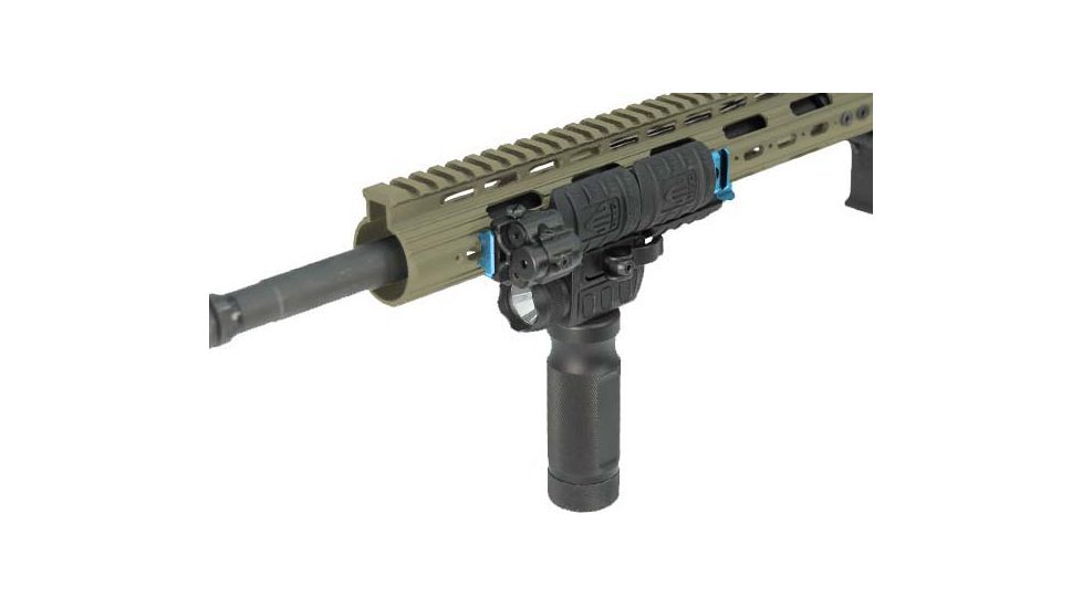 Leapers UTG PRO 15-Slot Super Slim Free Float Rail Section, Flat Dark Earth MTURS02LD