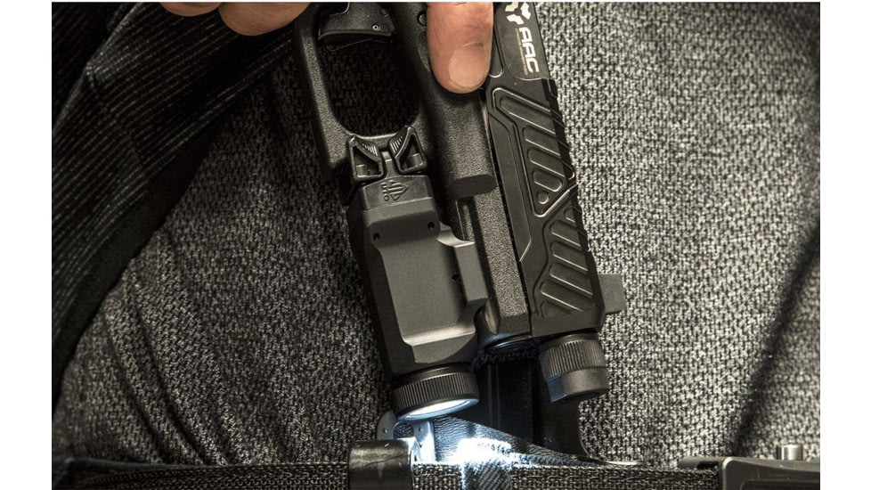 Leapers UTG Sub-Compact Pistol Light, 200 Lumen, Picatinny Mount, Black, LT-ELP120R