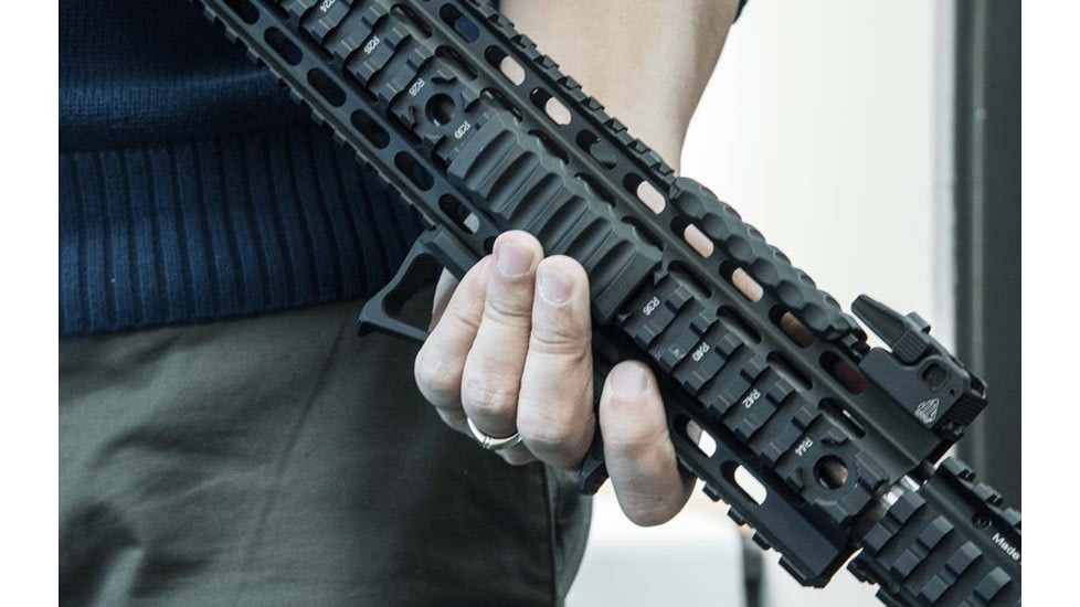Leapers UTG Ultra Slim Angled Foregrip, Picatinny, Matte Black, MT-AFGP01