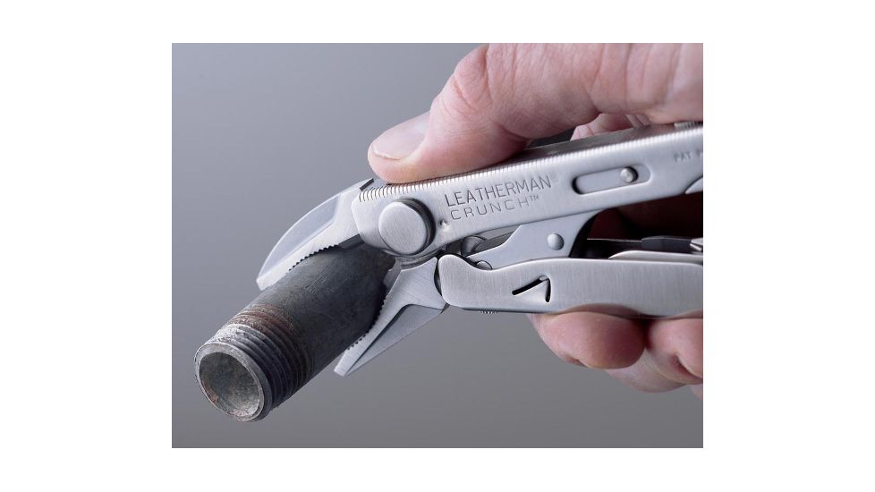 Leatherman Crunch Heavy Duty 15-in-1 Multi-Tool Pliers In Use Close-up 831539