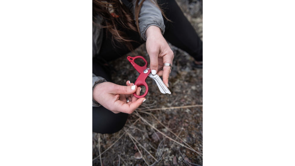 Leatherman Raptor Response Multi-Tool, Crimson, 832963