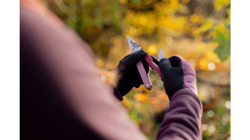 Leatherman Rebar Multi-Tool, 2.9in, 420HC Stainless Steel Blade, Heathered Cranberry Stainless Steel Handle, 833316