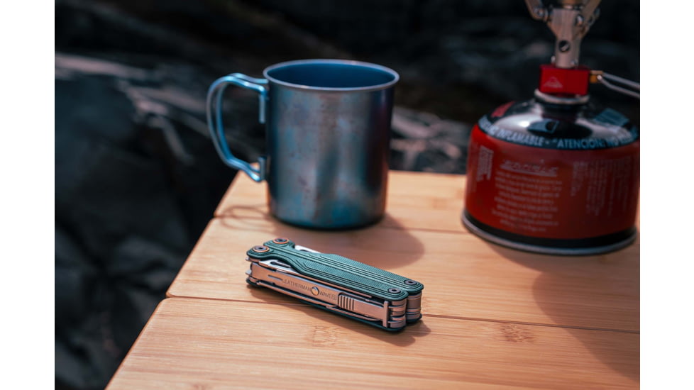 Leatherman Wave Alpha Multi-Tool, 2.88in, MagnaCut Stainless Steel Blade, Cascadia Stainless Steel Handle, 833400