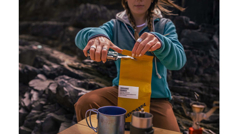 Leatherman Wave Alpha Multi-Tool, 2.88in, MagnaCut Stainless Steel Blade, Cascadia Stainless Steel Handle, 833400