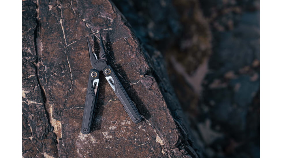 Leatherman Wave Alpha Multi-Tool, 2.88in, MagnaCut Stainless Steel Blade, Obsidian Stainless Steel Handle, 833332