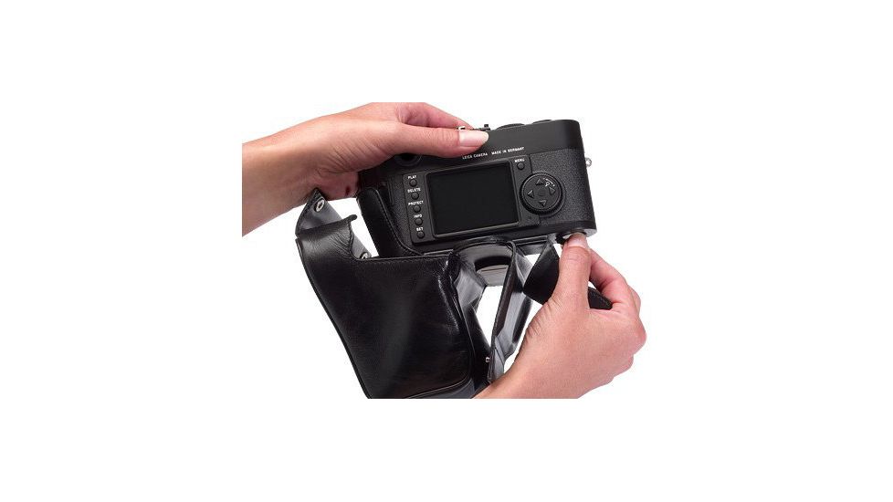 Leica EverReady Case - Easy to open and remove