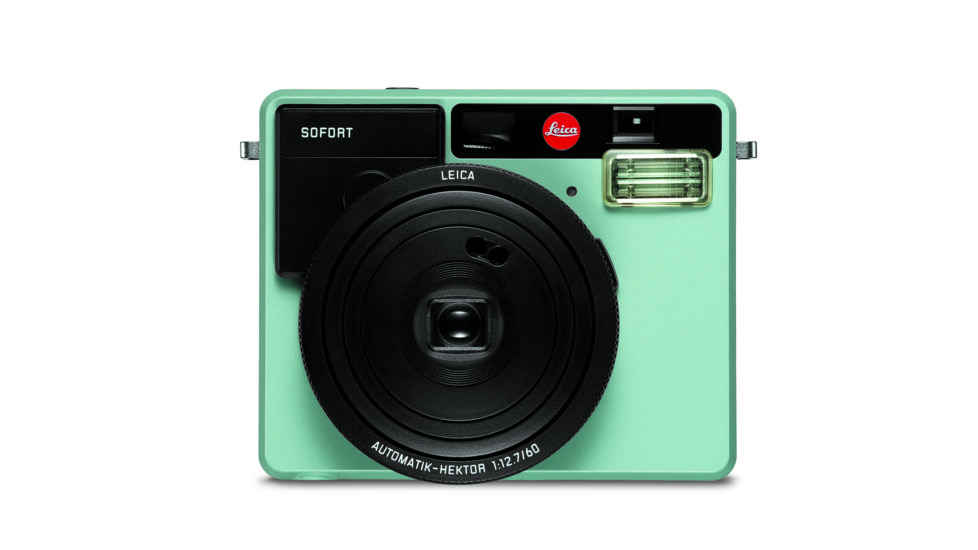 Leica Sofort, Mechanical Shutter, 0.37x, 60 mm f/12.7, 34 mm in 35 mm Equivalent, Mint, 19101