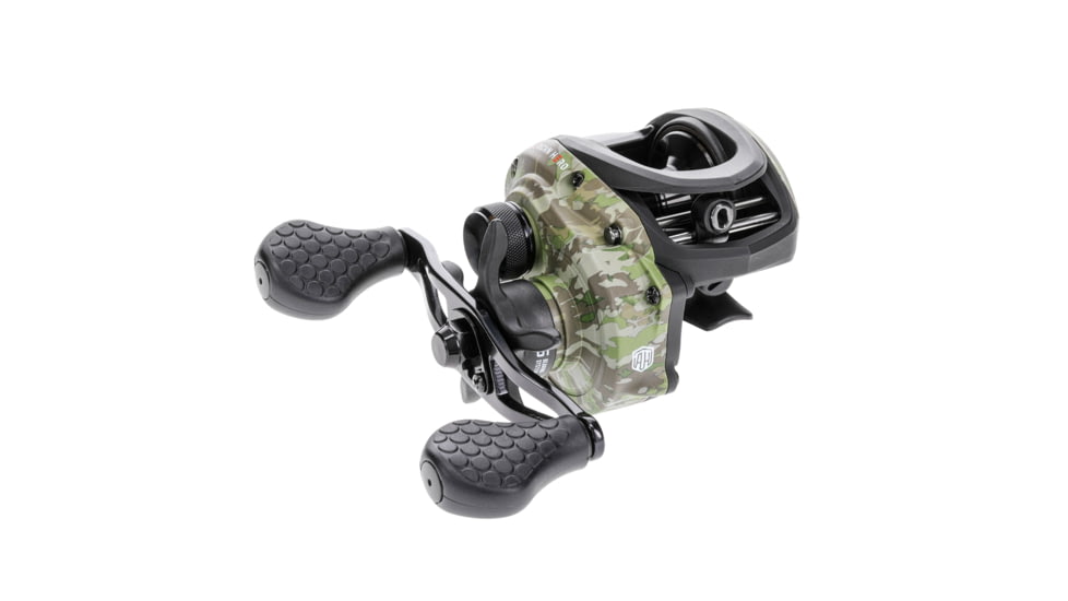 Lew’s American Hero Camo Baitcast Reel, 5+1 Bearings, 7.5-1 Ratio, 1-PC Graphite Frame, Rulon Drag, RH Retrieve, Camo/Black, Clam Pack, AHC1SHG2C