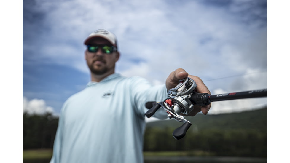 Lew’s Laser MG Baitcast Reel, Super Low Profile, RH Retrieve, 7.5-1 Ratio, 7+1 Bearings, LSG1SHAMG