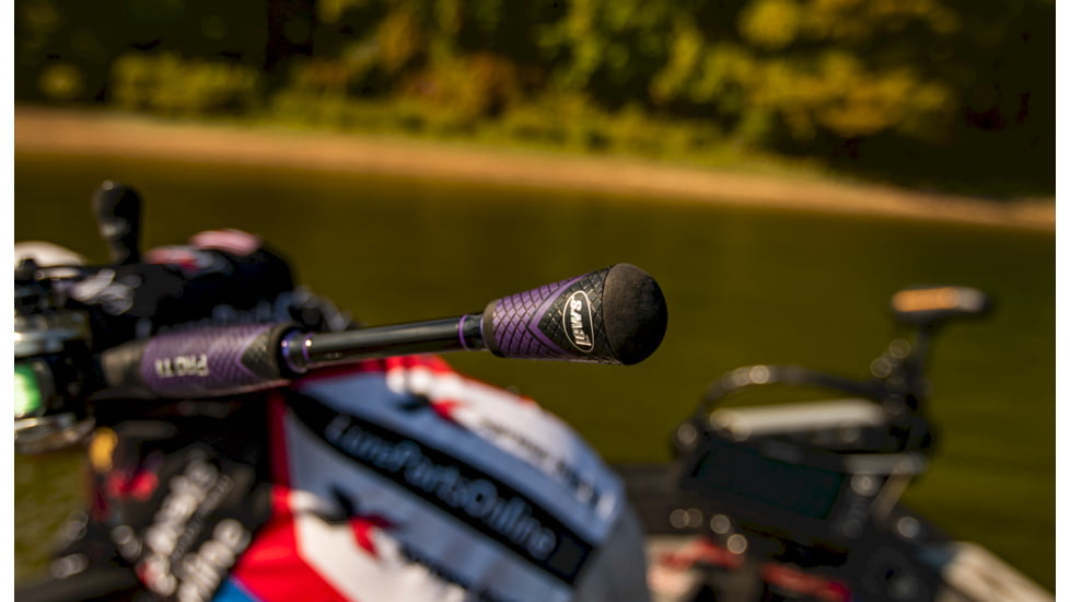 Lew's Team Lew's Pro Ti Speed Stick Casting Rod, 6 ft 1 in, Medium Heavy, Fast, 1 Piece, TLPTI610MH